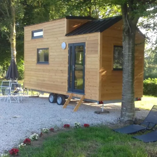 la tiny house de l'aa, hotel in Campagne-lès-Boulonnais