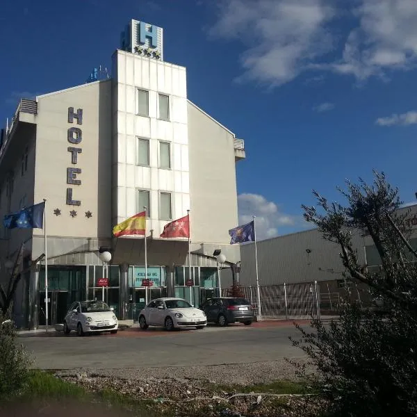 Hotel Ciudad de Fuenlabrada, hótel í Fuenlabrada