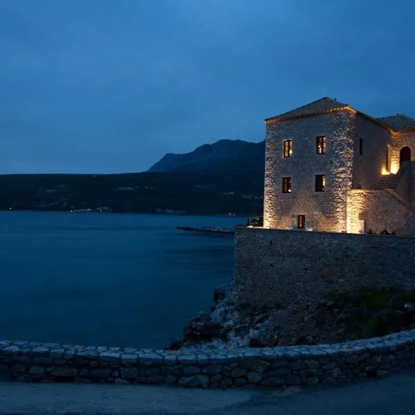 Mavromichalai, hotel v mestu Limeni