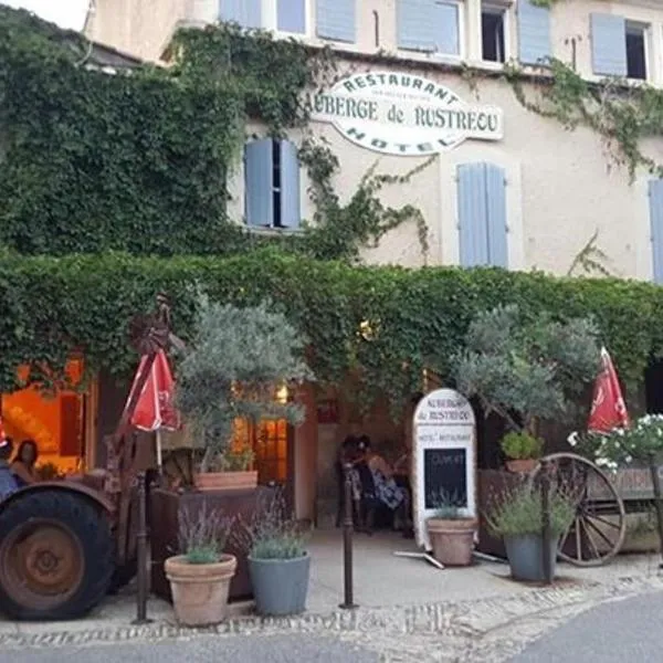 Auberge de Rustréou, hótel í Caseneuve