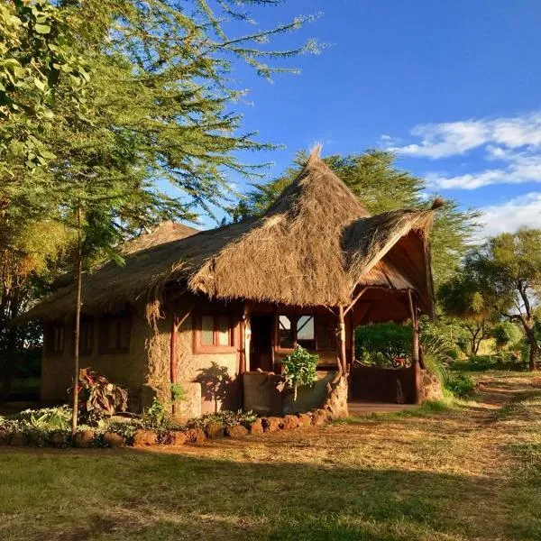 Amboseli Eco Camp, hotel in Oloitokitok 