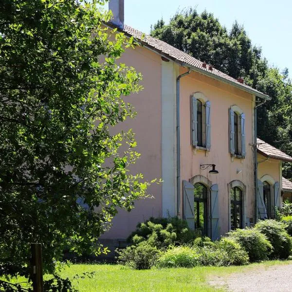 l'ancienne gare, hotel en Poyanne