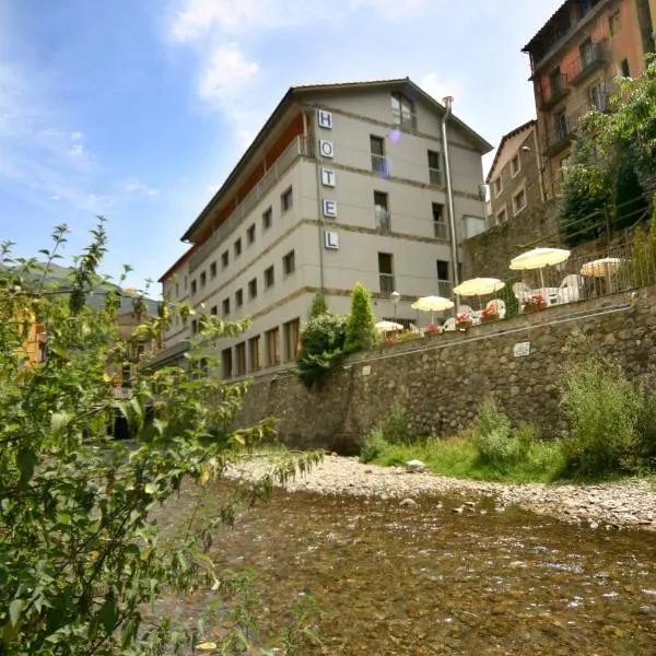 Hotel Sant Antoni, hotel v destinácii Ribes de Freser