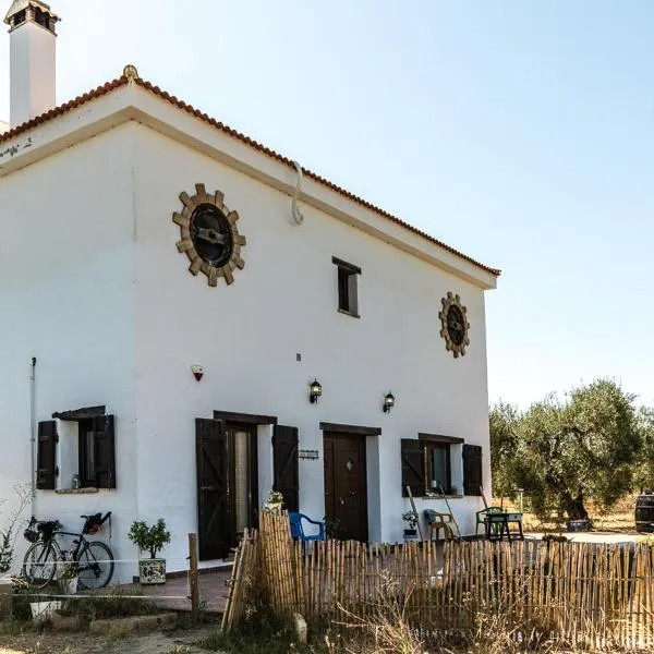 Finca Casa Halcon, hotel in Villalba del Alcor