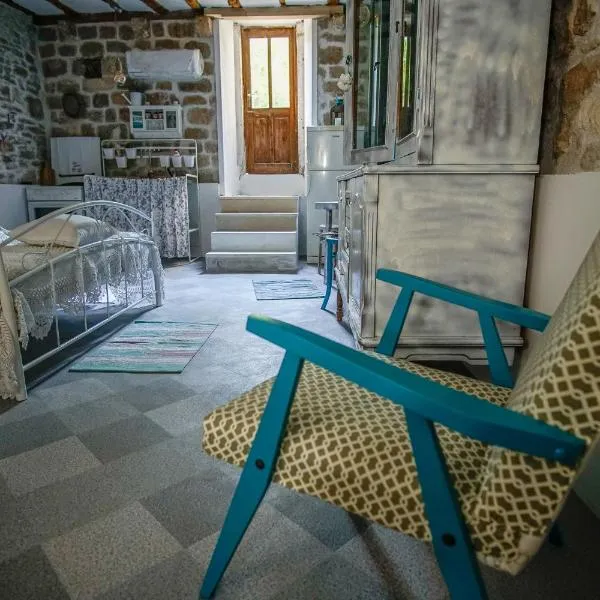 Apartments Miki, hotel v destinaci Komiža