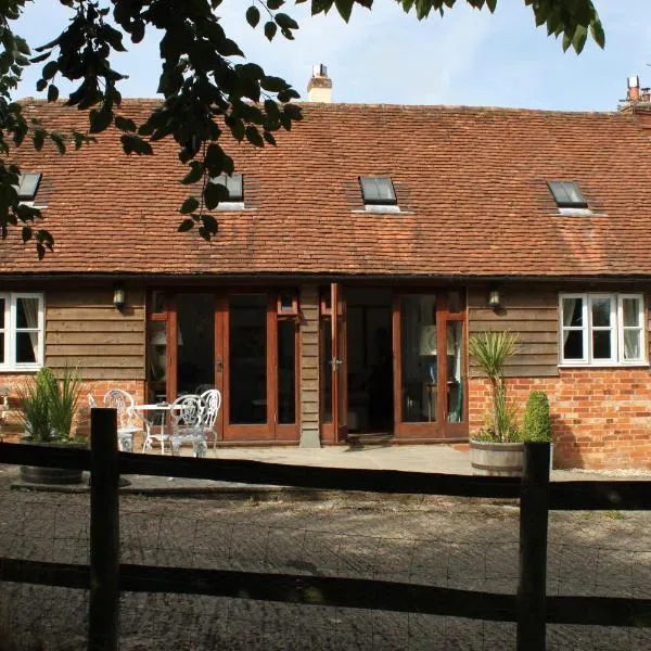 High Street Farm Barn, hotel en East Garston