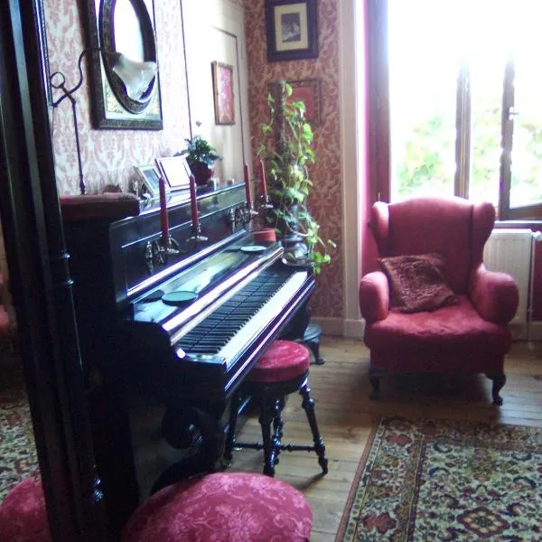la Ganse Blanche, hôtel à Usson-en-Forez