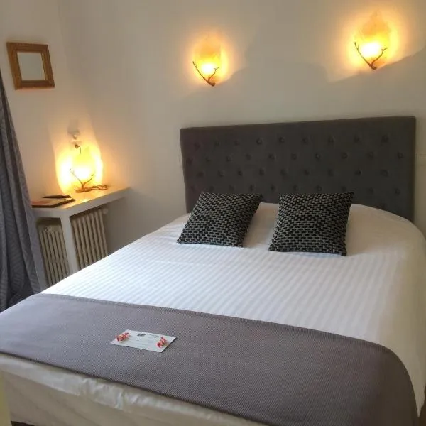 Logis L'hermitage, hotel v destinaci Buzançais