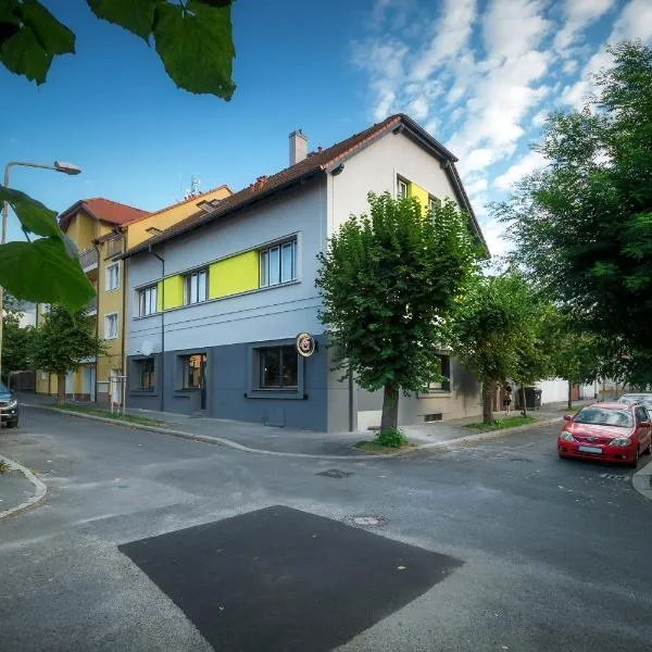 Penzion U Gigantu, hotel i Dobřany