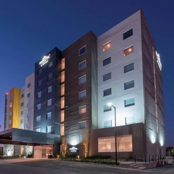 Microtel Inn & Suites by Wyndham San Luis Potosi, hotel v destinaci San Luis Potosí