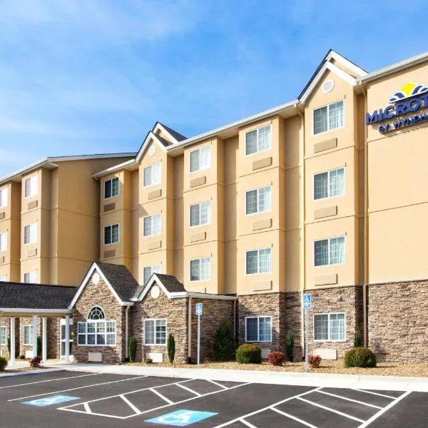 Microtel Inn & Suites by Wyndham, ξενοδοχείο σε Shelbyville