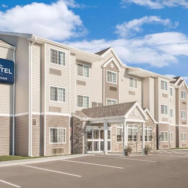 Microtel Inn & Suites by Wyndham Binghamton, hotel in Endicott