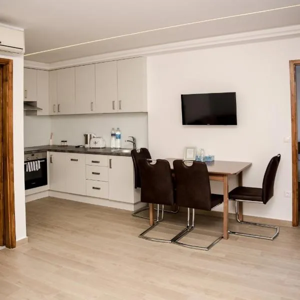 Centrum Apartman, hotel di Cegled