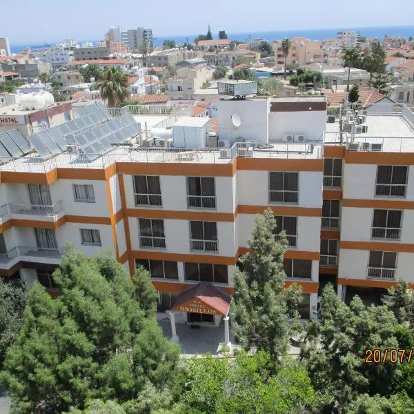 Onisillos Hotel, hotell Larnakas