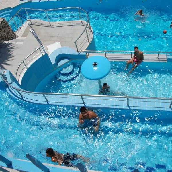 Olympia Hotel, hotel v destinaci Sarandë