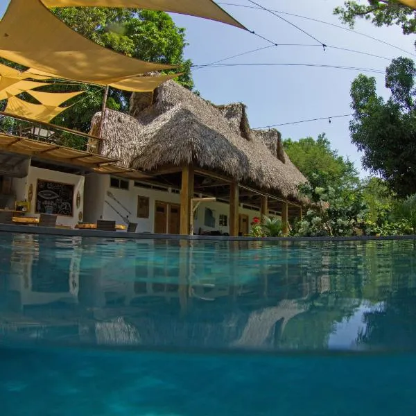 Hotel Michanti, hotel en El Zonte