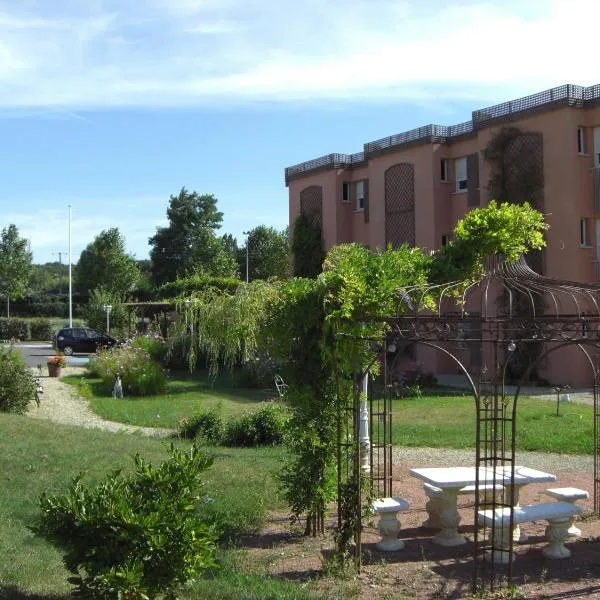 Hotel Au Sans Souci – hotel w mieście Chinon