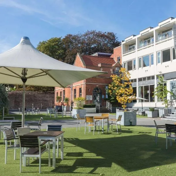 The Lincoln Hotel、リンカーンのホテル