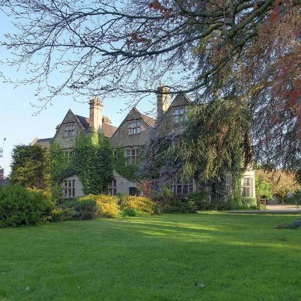 Weston Hall Hotel Sure Hotel Collection by Best Western, hotel in Bulkington