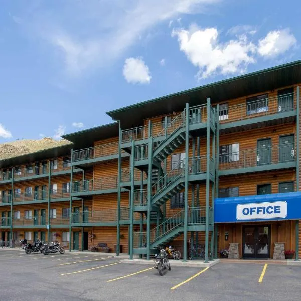 Travelodge by Wyndham Gardiner Yellowstone Park North Entr, hotel en Mammoth