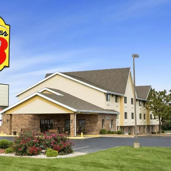 Super 8 by Wyndham Alton, hotel in Alton