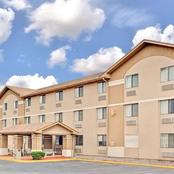 Super 8 by Wyndham Mokena/Frankfort /I-80, hotel en Mokena