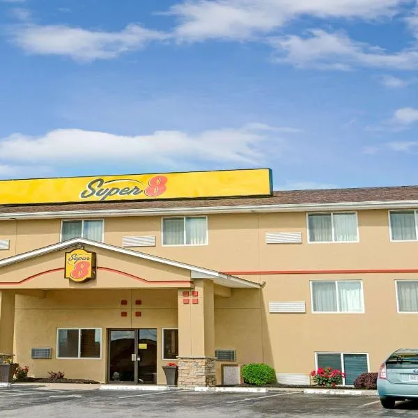 Super 8 by Wyndham Independence Kansas City – hotel w mieście Independence
