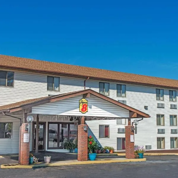 Super 8 by Wyndham Sullivan, hotel v destinaci Sullivan