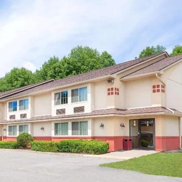 Super 8 by Wyndham Oneonta/Cooperstown, hotel v destinaci Oneonta
