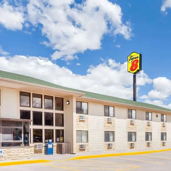 Super 8 by Wyndham Livingston, hotel en Hoffman