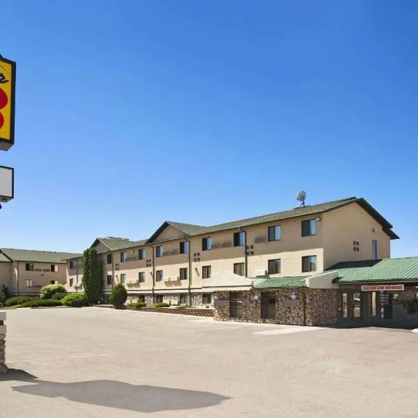 Super 8 by Wyndham Idaho Falls, hotel sa Idaho Falls