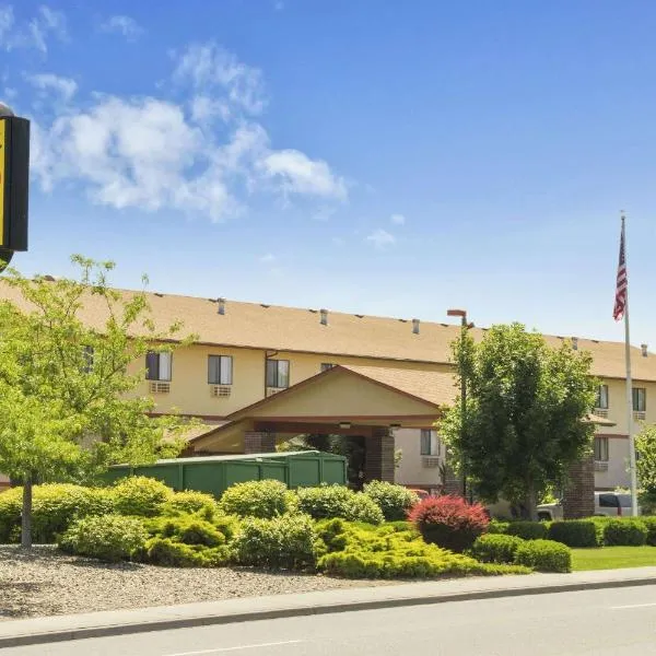Super 8 by Wyndham Kennewick, hotel v destinaci Kennewick