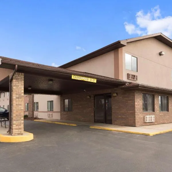 Super 8 by Wyndham Rantoul, hotel di Rantoul