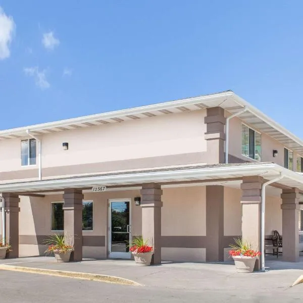 Super 8 by Wyndham Richlands/Claypool Hill Area, hotel v destinaci Pounding Mill