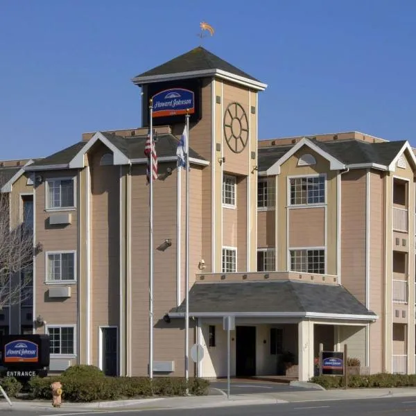 Howard Johnson by Wyndham Salinas, hotel in Salinas