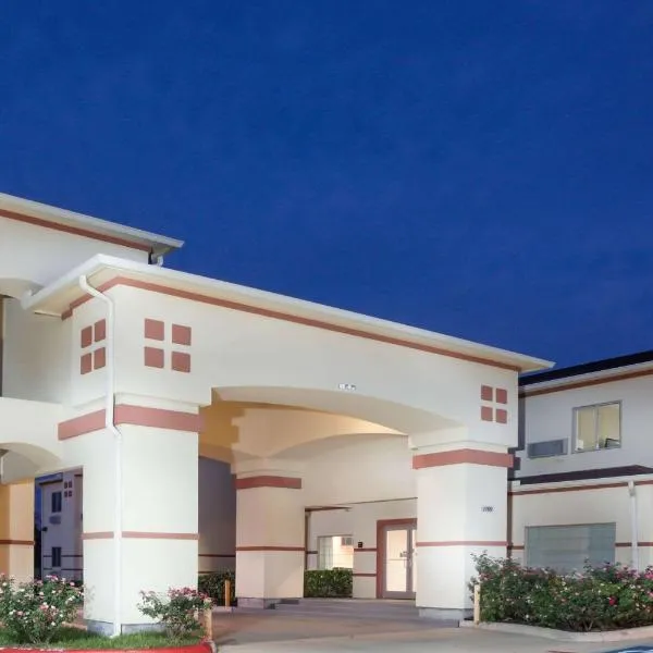 Super 8 by Wyndham Brenham TX, hotel v destinaci Brenham