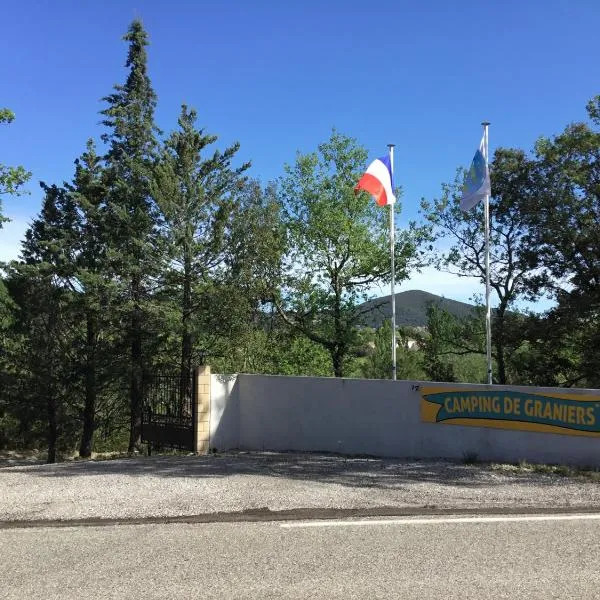 Camping de Graniers, hotel v destinaci Monoblet
