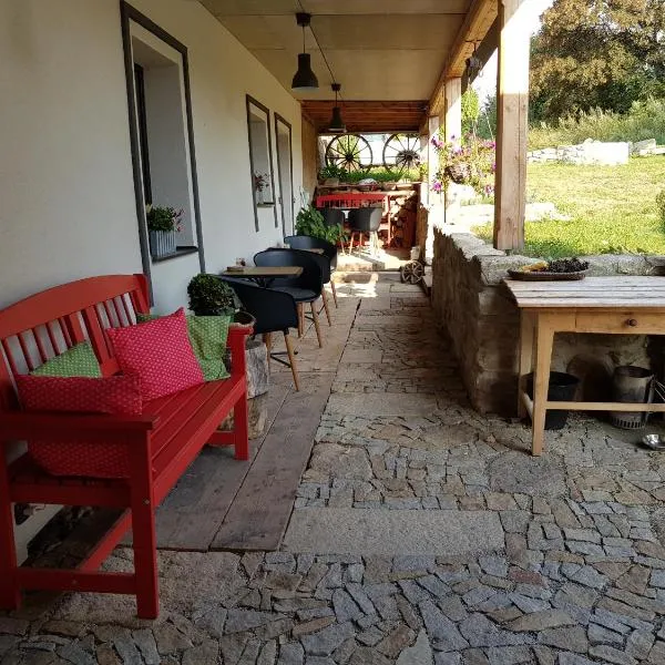 Penzion Only, hotel v destinaci Kunějov