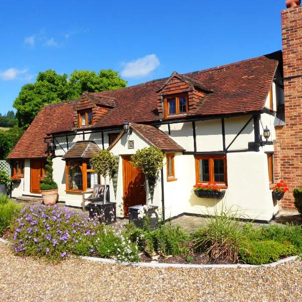 Handywater Cottages, hotel in Ibstone