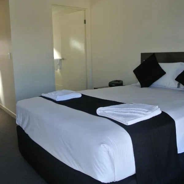 Dooley's Tavern & Motel Springsure, hotel v destinaci Springsure