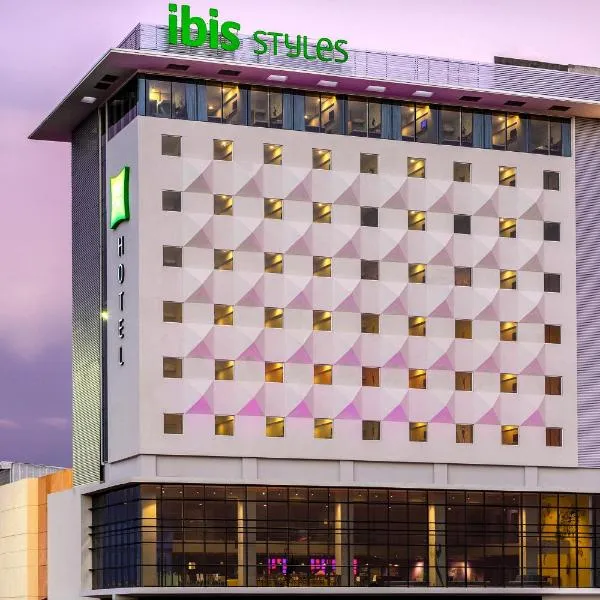 Ibis Styles Merida Galerias, hotel in San Antonio