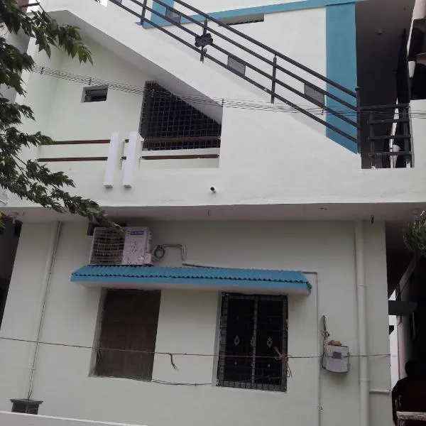 Rks Homestay, hotel di Hampi