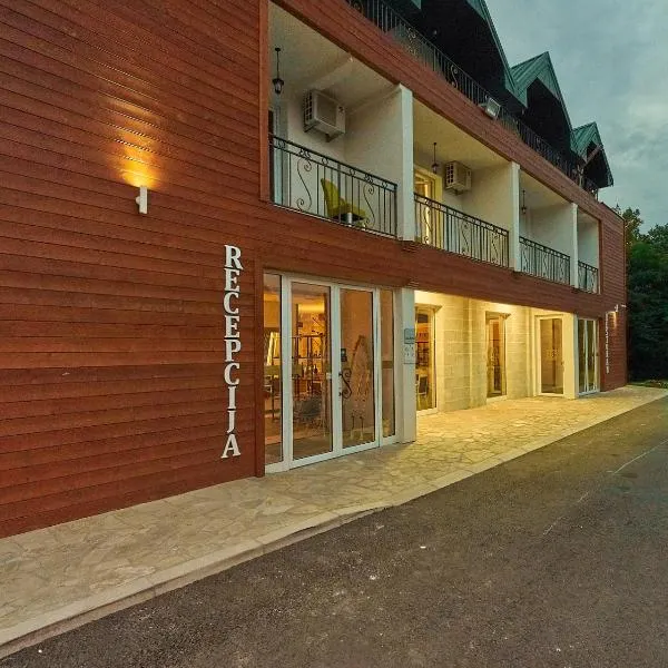 Hotel Serdar โรงแรมในโมจโคแวก