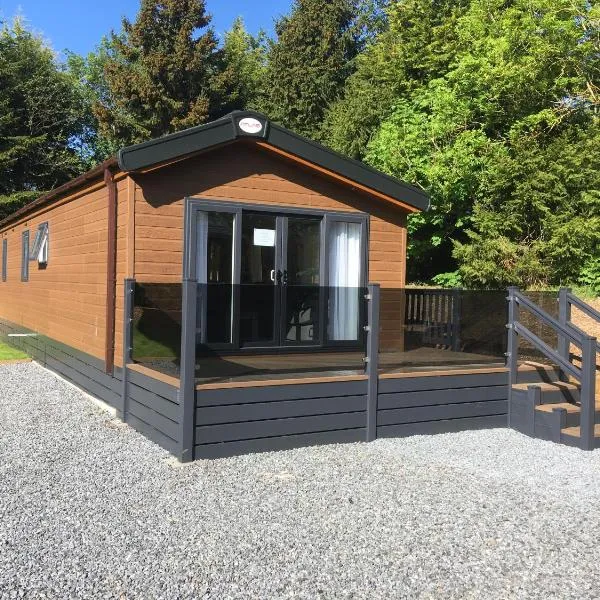Atlas Ovation Lodge, hotel v destinaci Auchterarder