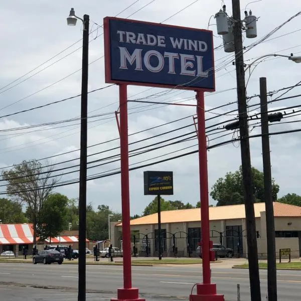 Trade Wind Motel, hotel in Rusk