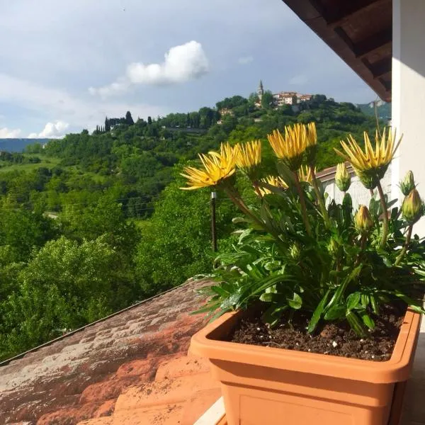 Guest House Most, hotel a Roč