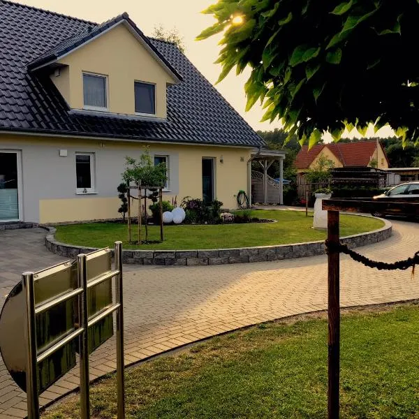 Ferienwohnung „Kranich“, hotel en Mirow