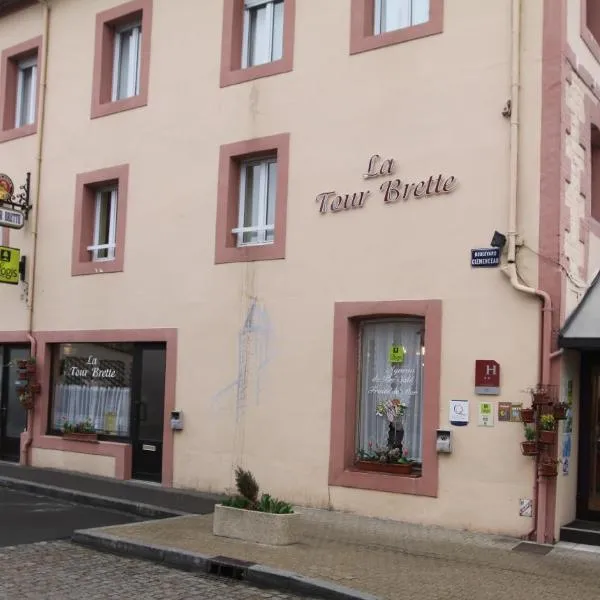 Logis Hôtel et Restaurant La Tour Brette、ポントルソンのホテル