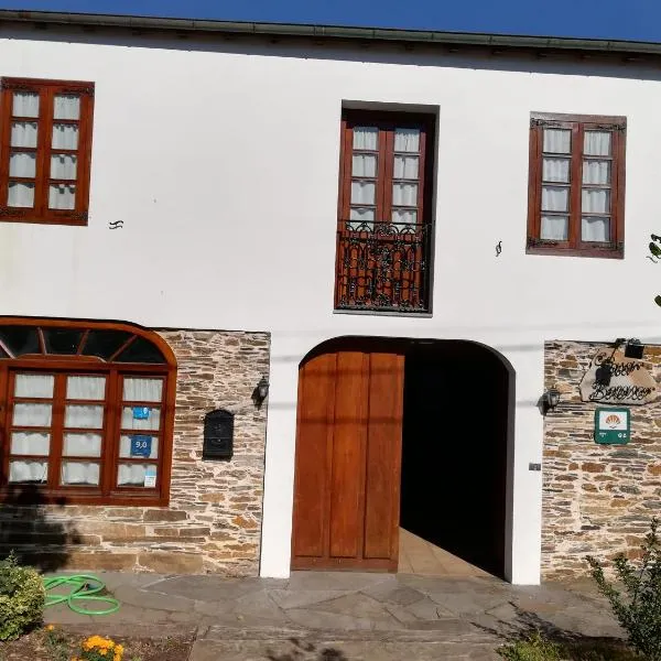 Casa Benaxo, hotel en Santo Estevo de Ribas de Mino