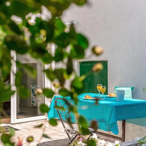 Vintage house al pozzo, hotel v destinaci Hvar
